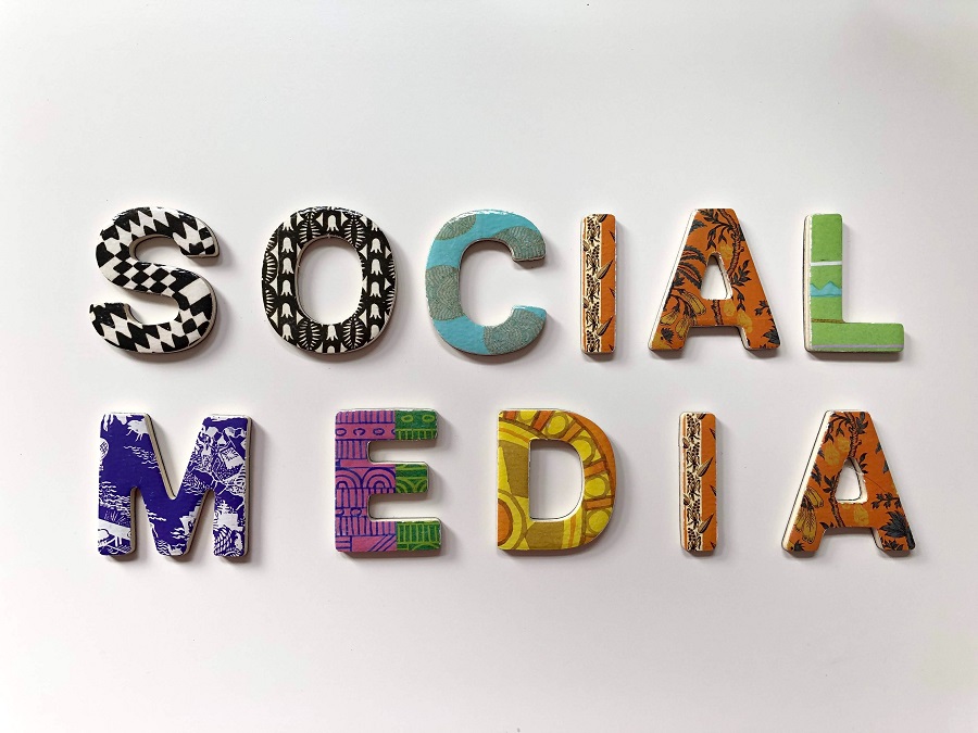 How can you best use social media to promote your blog?