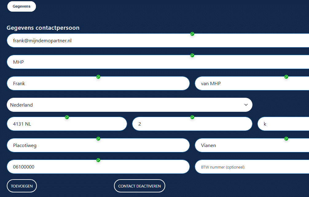 Contactpersonen aanmaken in het klantenpanel